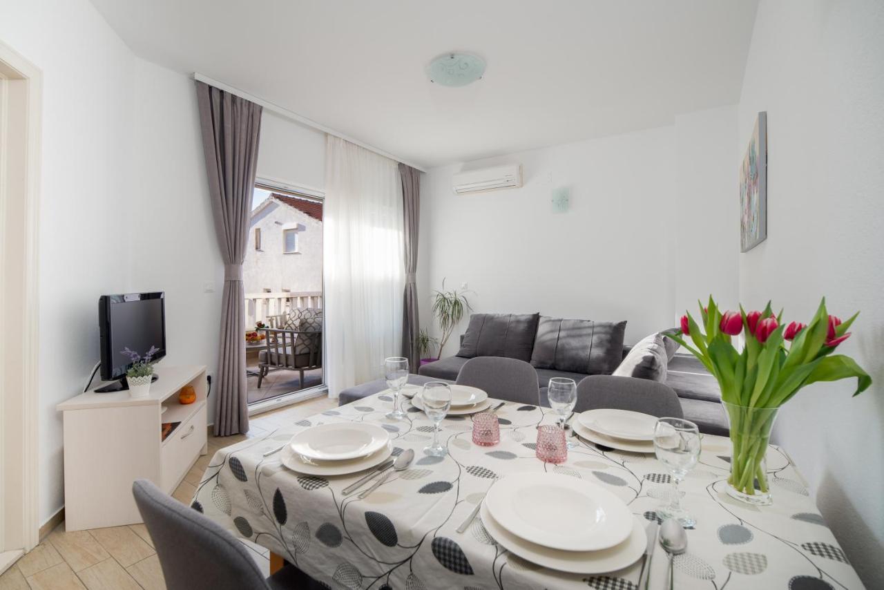 Villa Lelas Makarska Extérieur photo