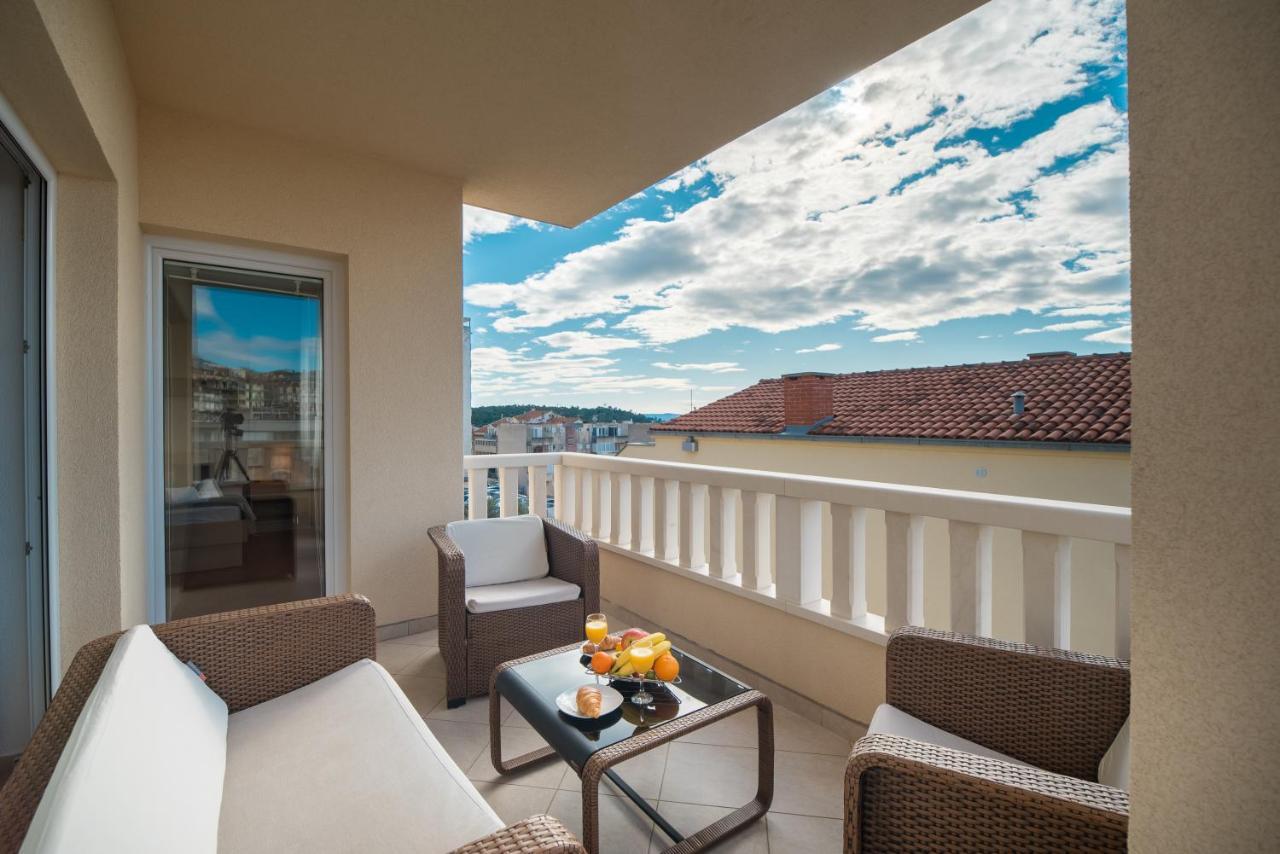 Villa Lelas Makarska Extérieur photo